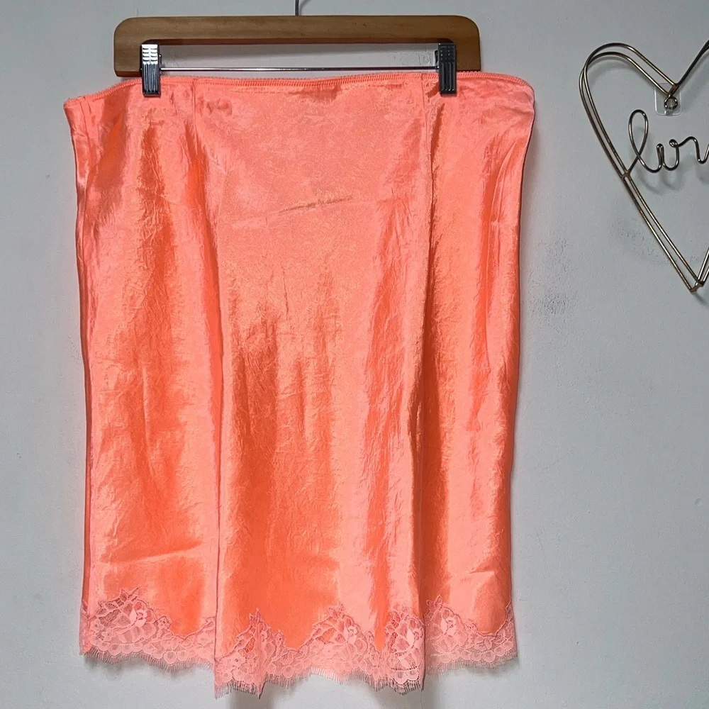 JCrew Gwen lace-trim slip skirt in textured satin NWT size XL - Picture 4 of 9